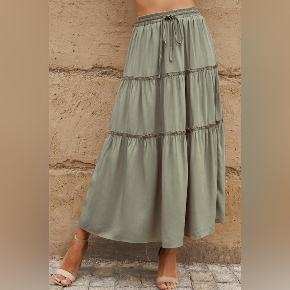 Green maxi skirt